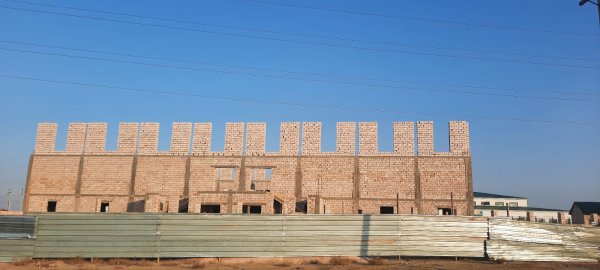В Кызылтобе строят первый в селе спортивный комплекс