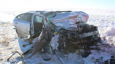 Две смертельные аварии произошли на трассах Казахстана: 7 человек погибли 