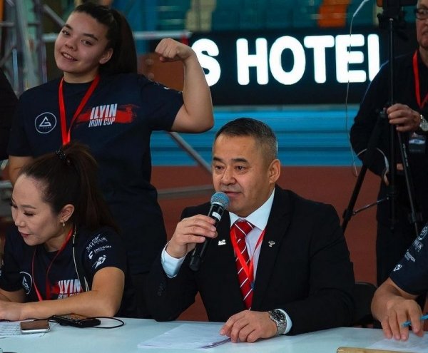 Армрестлеры из Актау победили в турнире Ильи Ильина