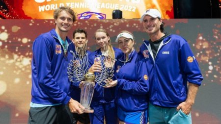 Елена Рыбакина выиграла турнир в Дубае 