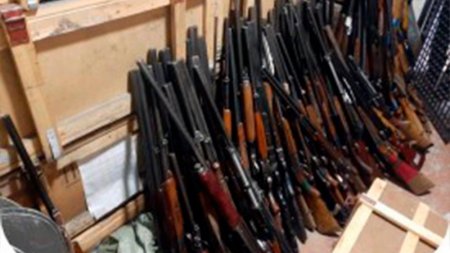 КНБ: Правоохранители продавали оружие криминалитету и представителям деструктивных религиозных течений