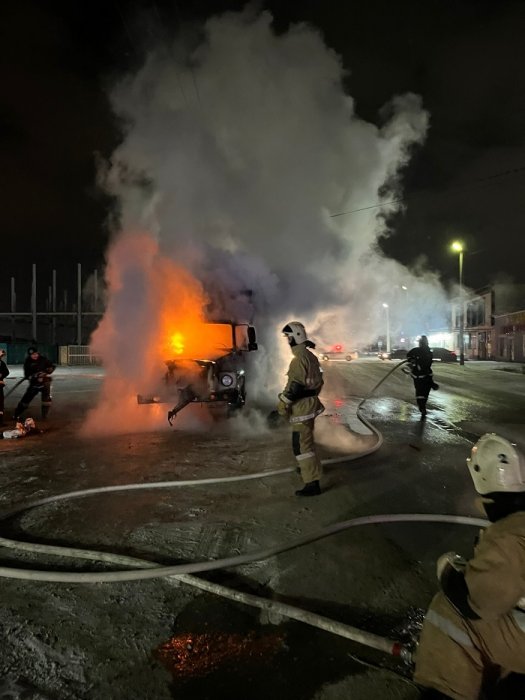 За неделю спасатели Актау вызволили пятерых детей из запертых квартир