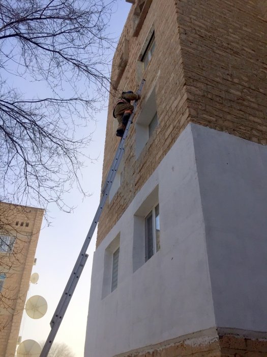 За неделю спасатели Актау вызволили пятерых детей из запертых квартир