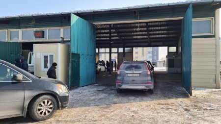 Легализация авто: около 900 человек получили казахстанские номера 