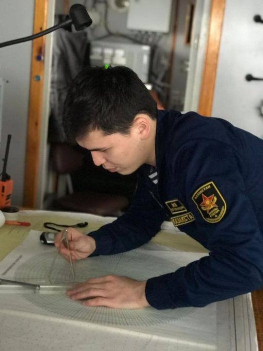 Военно-морские силы Казахстана отработали учебно-боевые действия на Каспии