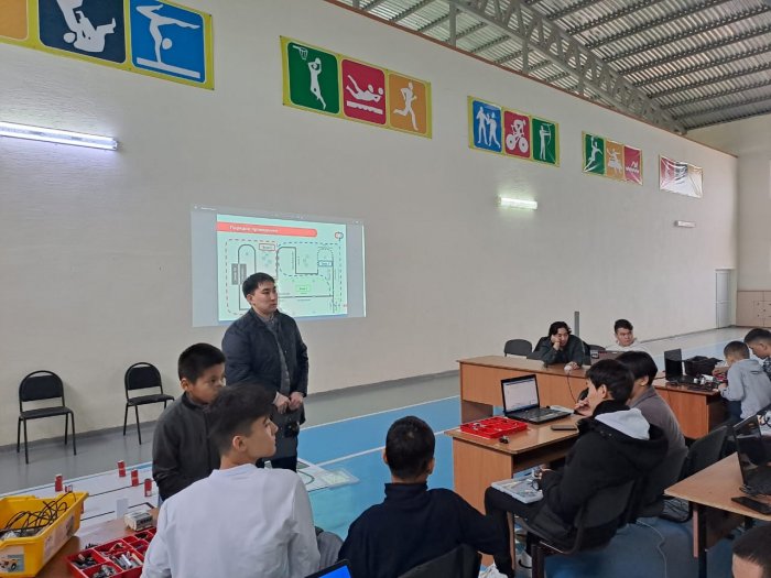 Спортивной робототехнике обучили 40 учителей из Мангистауской области