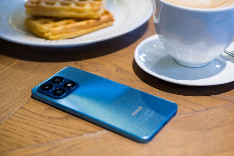 HONOR X8a: чем удивляет бюджетный смартфон с премиальным дизайном и камерой 100 Мп