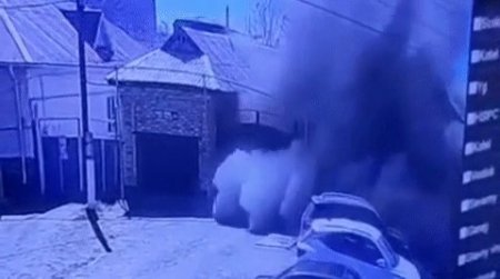 Взрыв дома в Кызылорде попал на видео 