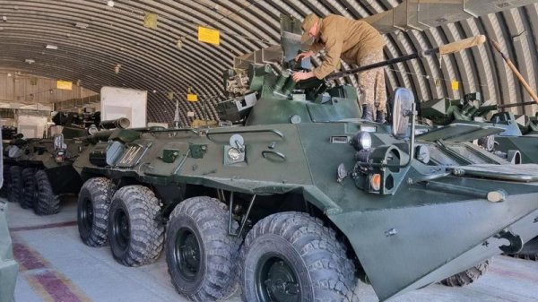 Морские пехотинцы готовят боевую технику к лету: свыше 400 единиц уже прошли техобслуживание