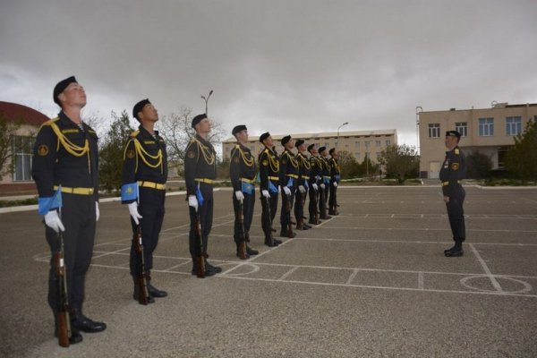 Отсрочка по кредитам и вузы без экзаменов: какие привилегии получают призывники в Мангистау