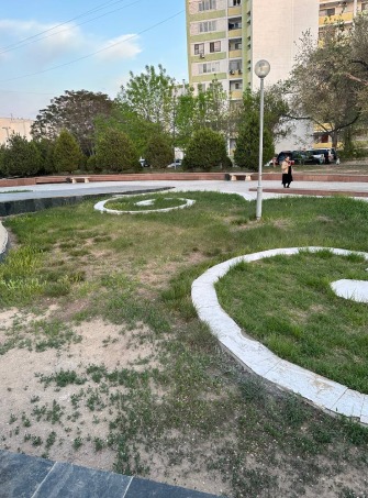 Акимат Актау: скейтеры и вандалы разрушают монумент «Вечный огонь»