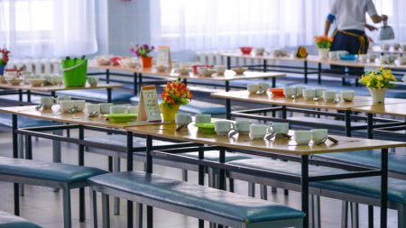 Странные расходы в школьных столовых заинтересовали Антикор 