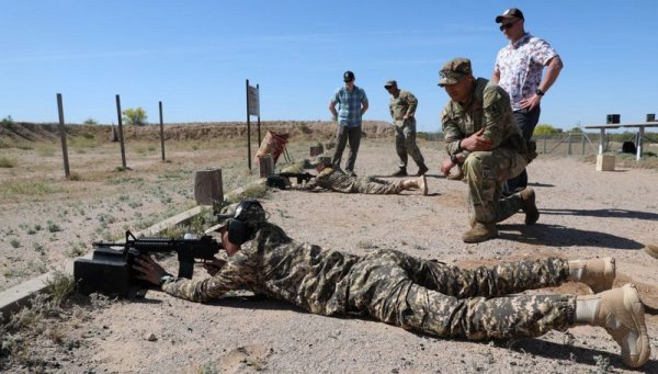 Морпех из актауского гарнизона стал лучшим на марш-броске в США