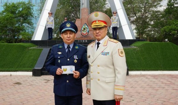 Полицейских наградили в Актау
