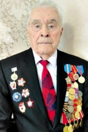 Токаев присвоил двум ветеранам ВОВ звание "Халық қаһарманы"