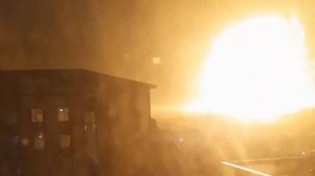 Мощный взрыв попал на видео в Узбекистане