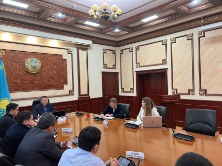 В Актау состоялась встреча с представителями компании «Kronospan»