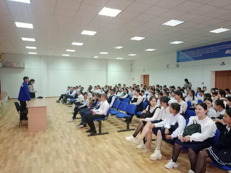 Безопасность превыше всего: энергетики АО «МРЭК» рассказали школьникам о важности соблюдения правил электробезопасности