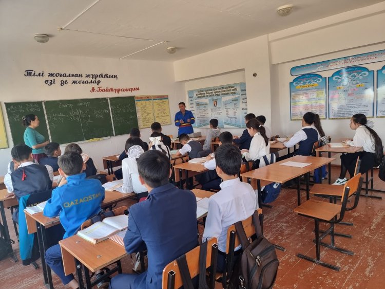 Безопасность превыше всего: энергетики АО «МРЭК» рассказали школьникам о важности соблюдения правил электробезопасности