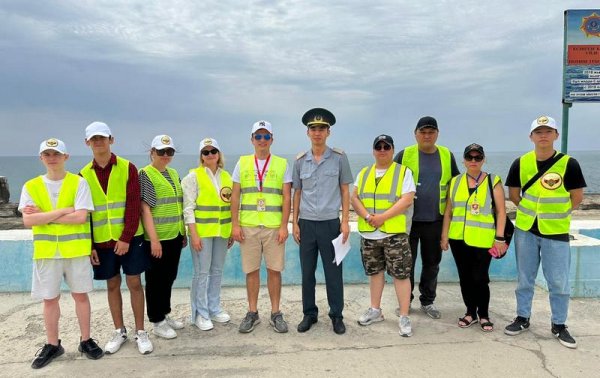 Рейды на запрещенных местах для купания проводят волонтеры со спасателями в Актау