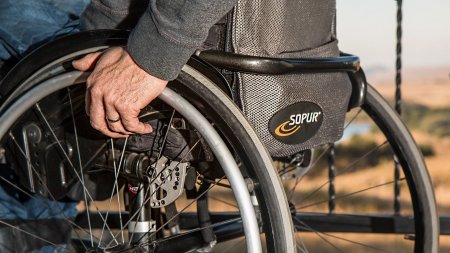 Квоты для трудоустройства лиц с инвалидностью установили в Казахстане