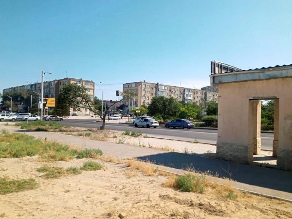 Дезинформируют о наличии автобусной остановки: на наличие противоречивого знака пожаловались жители Актау