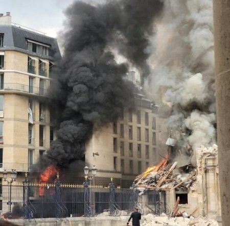 Мощный взрыв прогремел в центре Парижа, 37 человек пострадали 