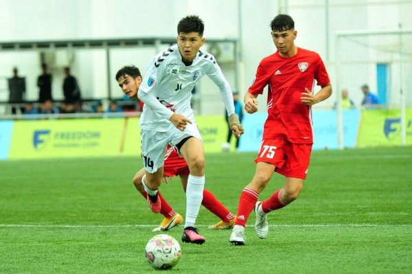 Под проливным дождем: «Каспий» разгромил «Кайсар» в Актау