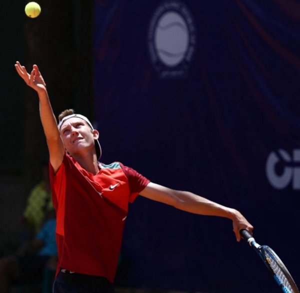 Юный теннисист из Актау снова стал чемпионом в Иране