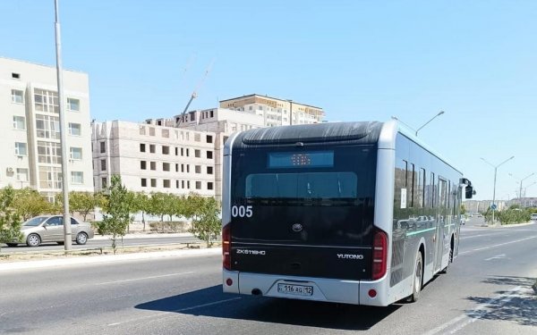 QR не работает: пассажирам автобуса пришлось переплачивать за проезд в Актау