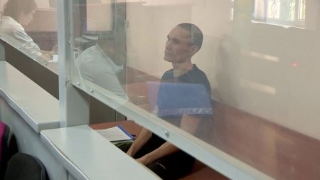 «Сожгли труп в туалете»: подозреваемый в убийстве предстал перед судом спустя 19 лет в Шымкенте