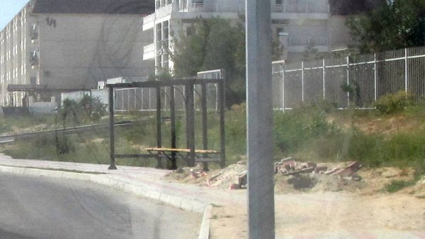 Остановки начали строить после жалоб жителей Актау