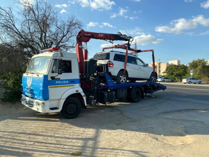 За долги - на штрафстоянку: в Мангистау более 25 тысяч автолюбителей не оплатили налог на транспорт