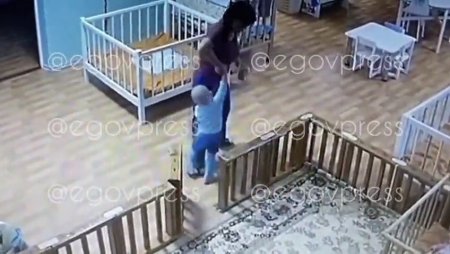 "Медсестра ушла из жизни". Видео с жестоким обращением в доме ребенка ВКО объяснила детский омбудсмен