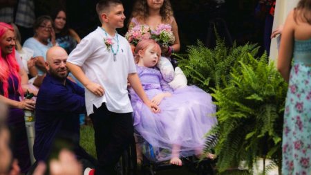 10-летняя девочка вышла замуж и умерла от лейкемии через 12 дней