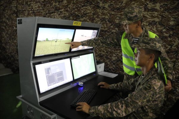 Звук стрельбы, беспилотник и военные вертолёты: что происходит на учениях в Мангистау