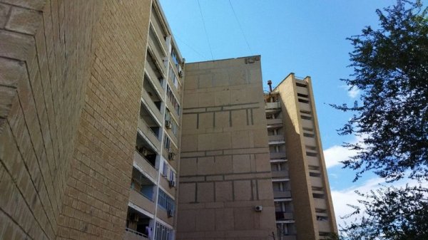Не выдержала простыня: подробности падения мужчины в Актау