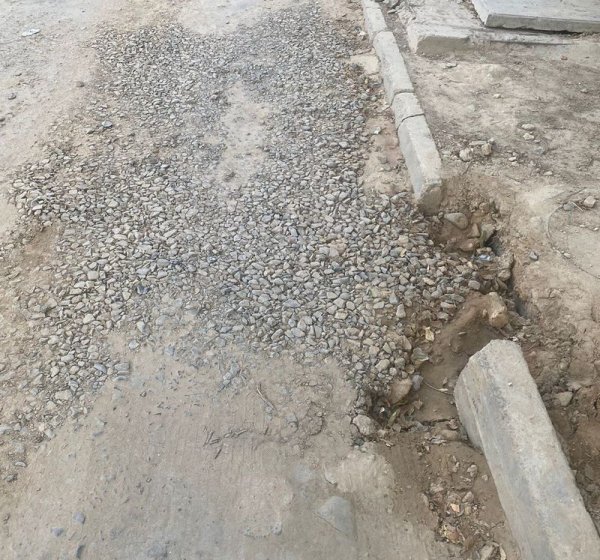 Благоустройство требуют жители в центре Актау