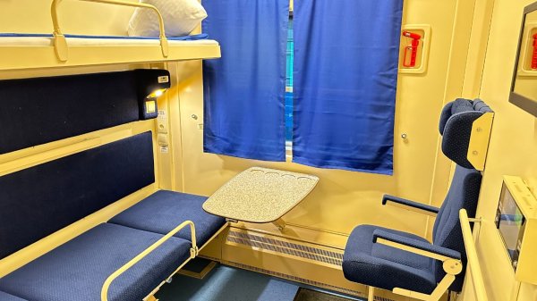 Современные вагоны пополнили состав поезда «Атырау – Мангистау»