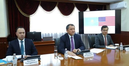 Нурлан Ногаев провёл встречу с послом США в Казахстане Нурлан Ногаев провёл встречу с послом США в Казахстане