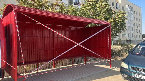 Необычная автобусная остановка появилась в Актау