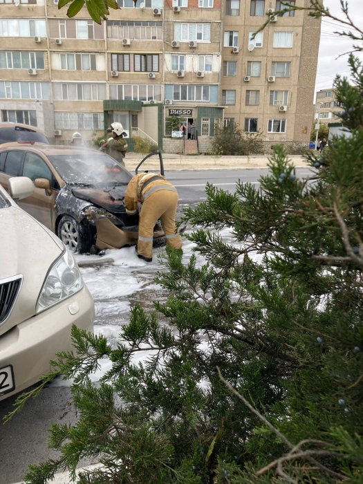 В Актау сгорел автомобиль