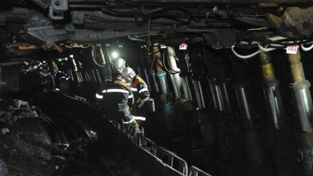 Взрыв на шахте в Караганде: Найдены тела 7 рабочих