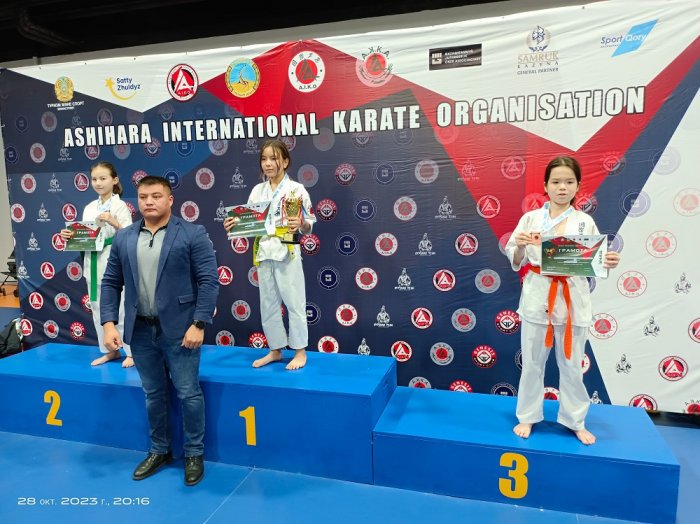 Актауские спортсмены привезли 13 медалей с Кубка Казахстана по ашихара-карате