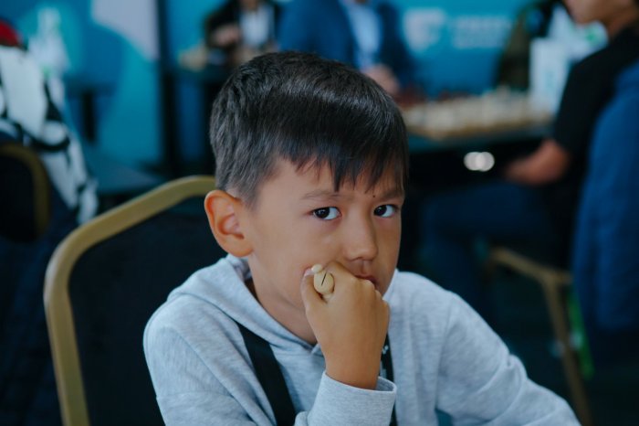 Школьник из Актау стал финалистом «Шахматного каравана»