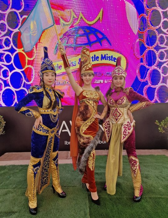 Юные красавицы Актау вернулись с победой с международного детского фестиваля в Дубае