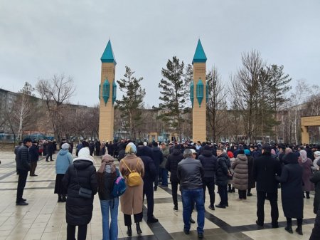 В Павлодаре попрощались с Салтанат Нукеновой. Что говорят близкие погибшей