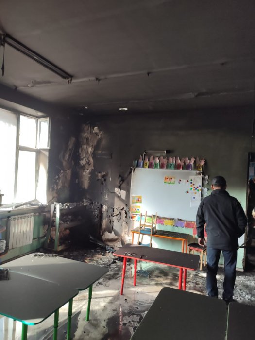 Восьмерых детей вызволили из запертых квартир за неделю спасатели Актау