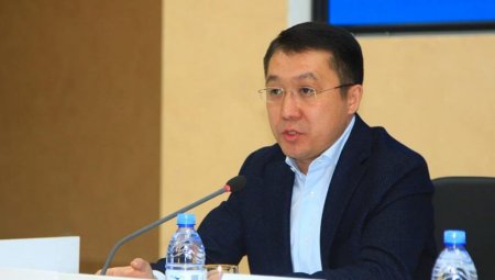 Министр Карабаев: Авиабилеты дорогие – признаем, благосостояние граждан постоянно растет