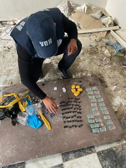 За перевозку наркотиков на 12 миллионов тенге двоих подозреваемых задержали в Мангистау